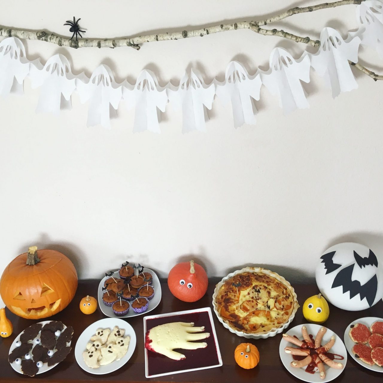 Ideen fürs Halloween Buffet - SarahPlusDrei