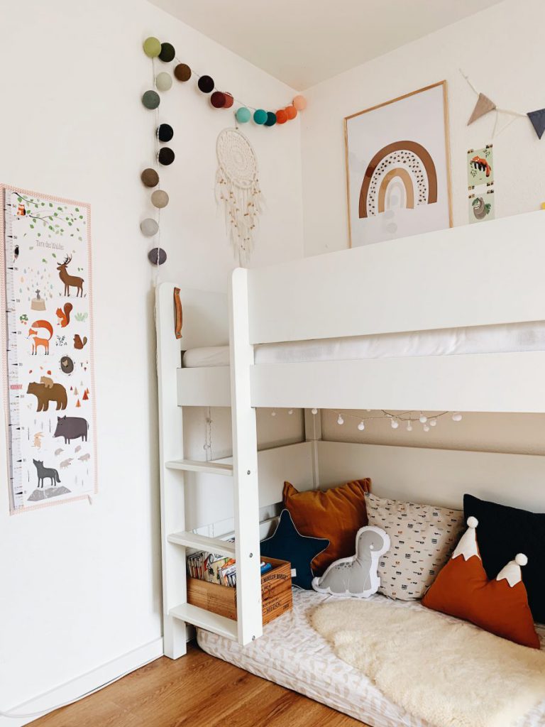 Roomtour durch unsere Kinderzimmer mit vielen Dekoideen - SarahPlusDrei